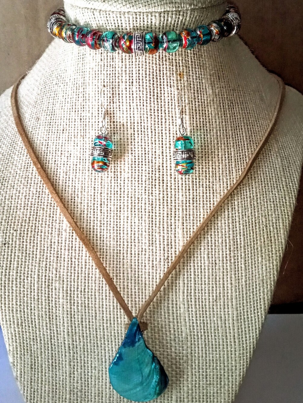 4pc Teardrop Abalone Pendant w/ Multicolor Plated Glass Beaded Jewelry Set